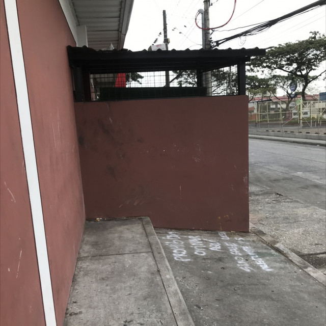 Wall ride 