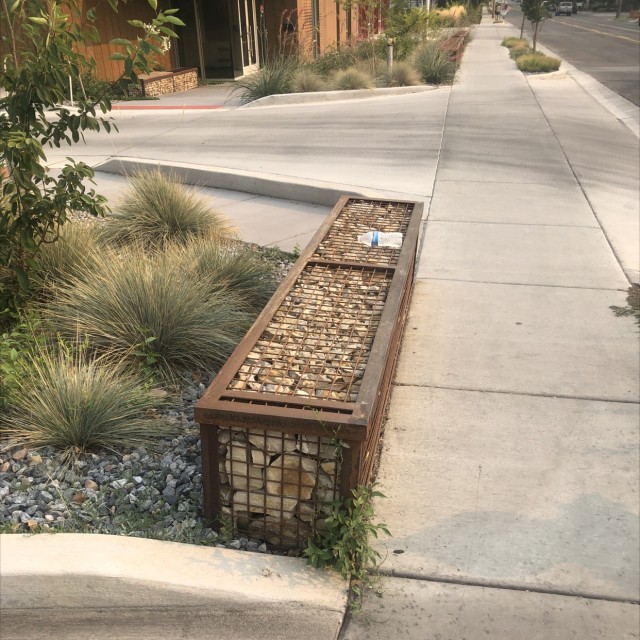 Metal ledges 