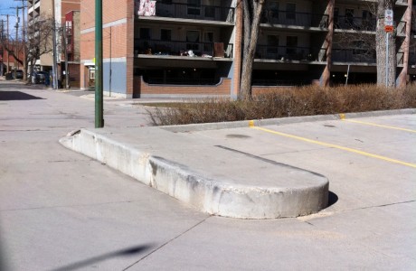 Manual Pad and Waxed Curb