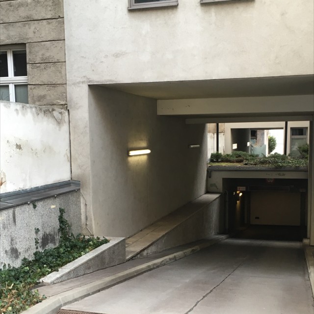 Double Ledge Garage