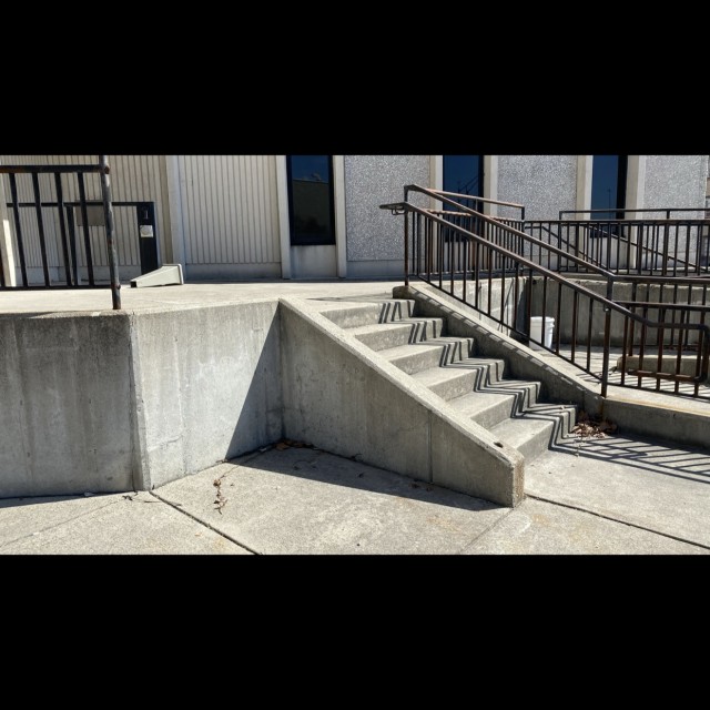 Up ledge