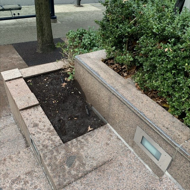 sketchy ledge to tall gap