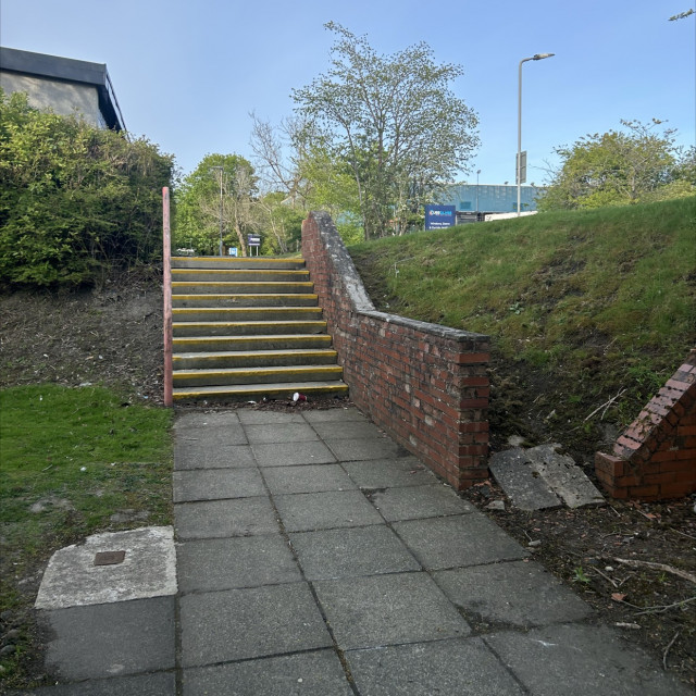 Ledge ride