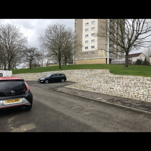Cobbled banks