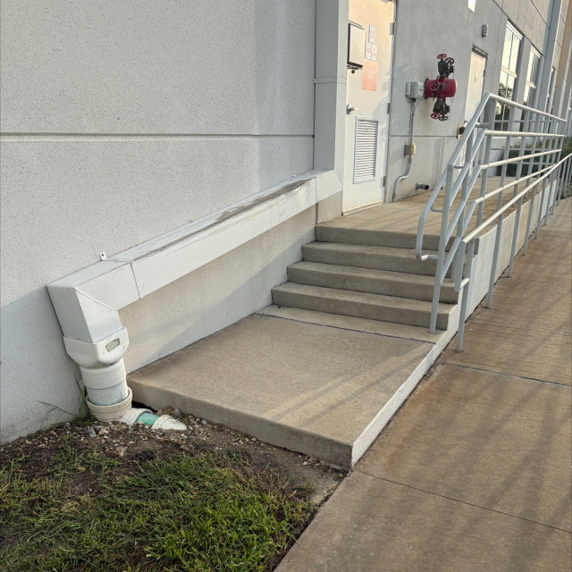 Workscapes Wall Ledge