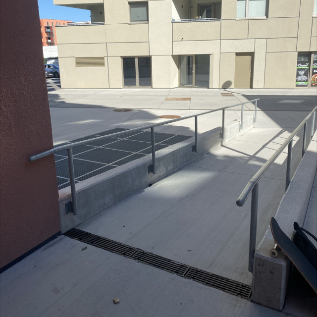 rail