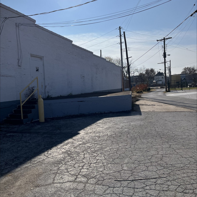 Loading dock