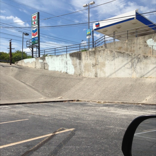 Station wall