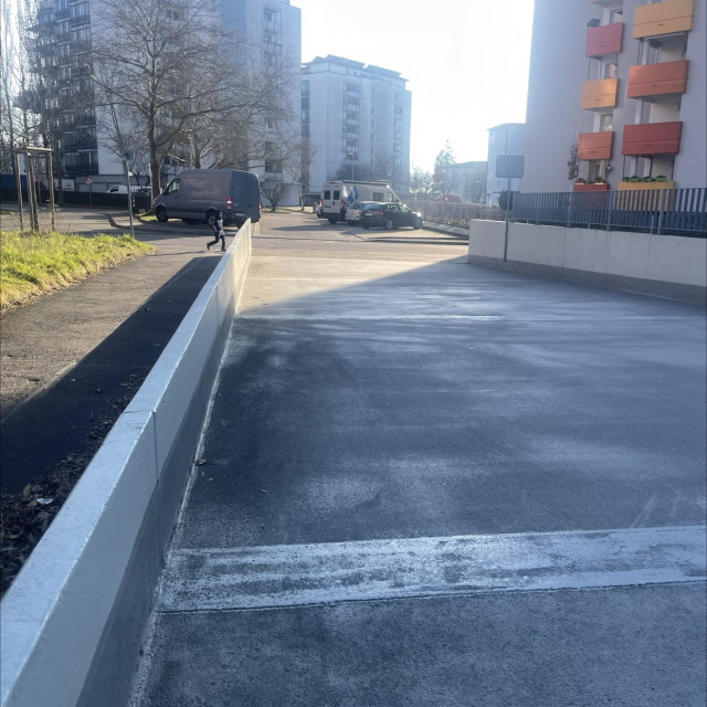 Curb Rail 