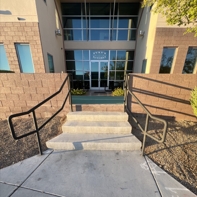 4 stair curved rails