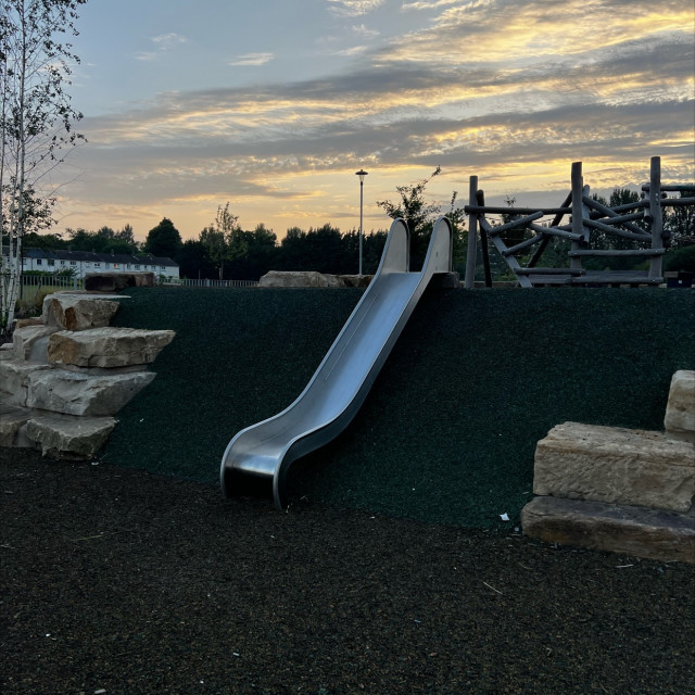 Slides with banks 