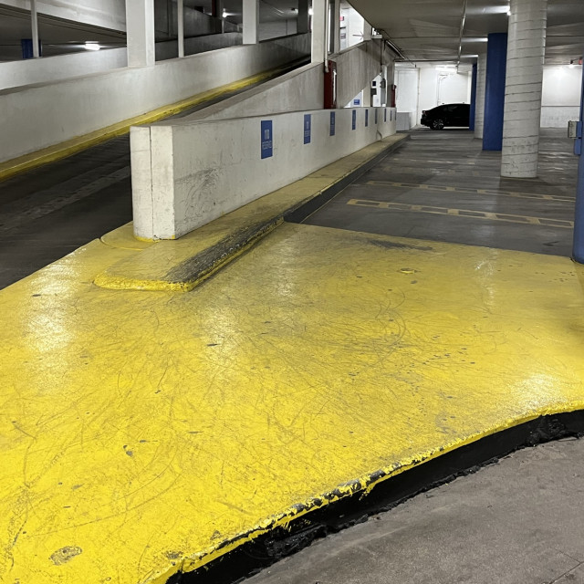 Yellow pad 