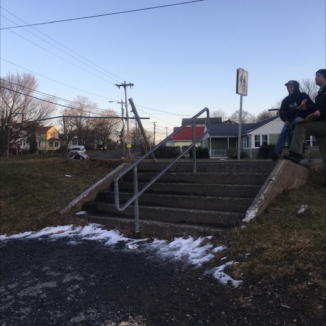 Solid up rail 