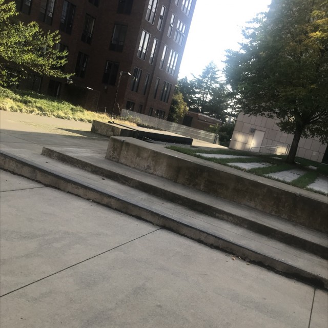 UW ledge 