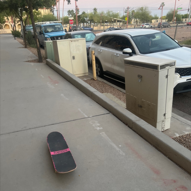 Apartment curb