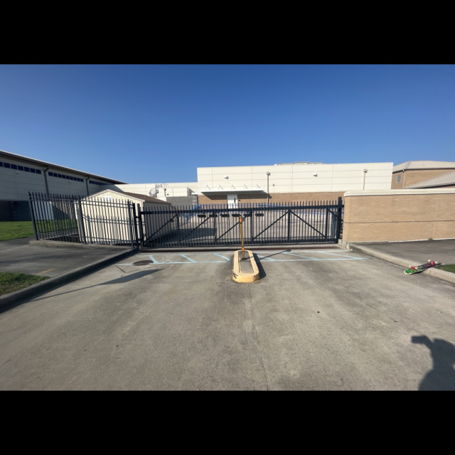 Lil school