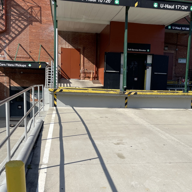 U-haul loading dock over bar
