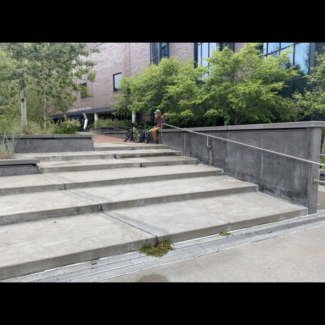 6 Block with a couple of ledges