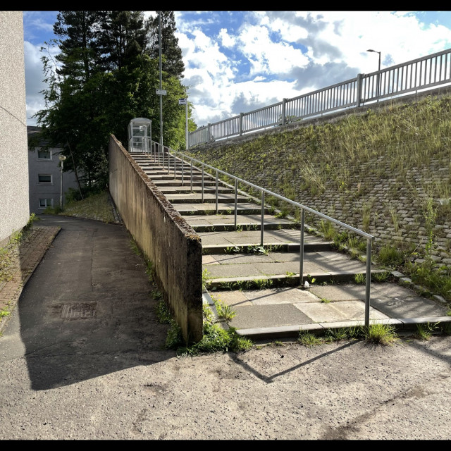 Rail and bank to wallride
