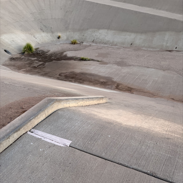 Down ledge to mega ramp roll in 