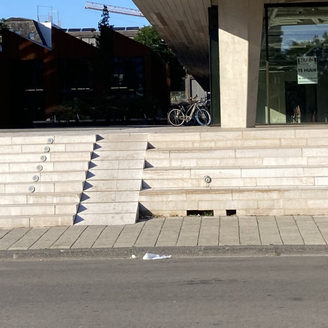 Lekker Ledge drop