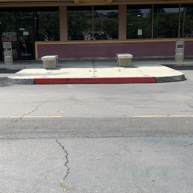 Manny pad/red curb ledge