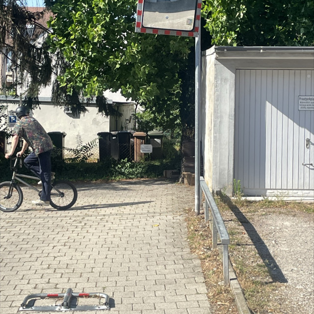 Zweirad Eier Rail 