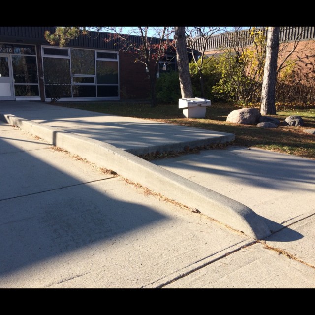 Drop And Down Ledge/Flat Ledge
