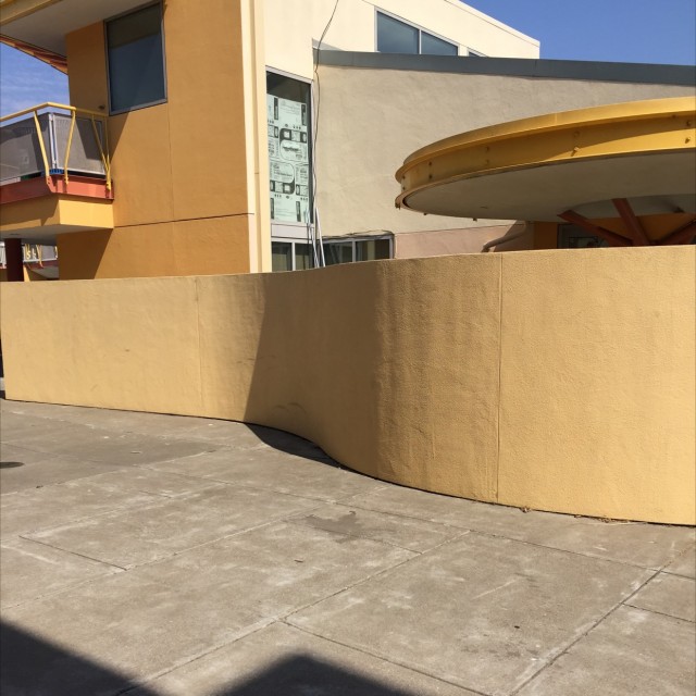 Curve wall ride 