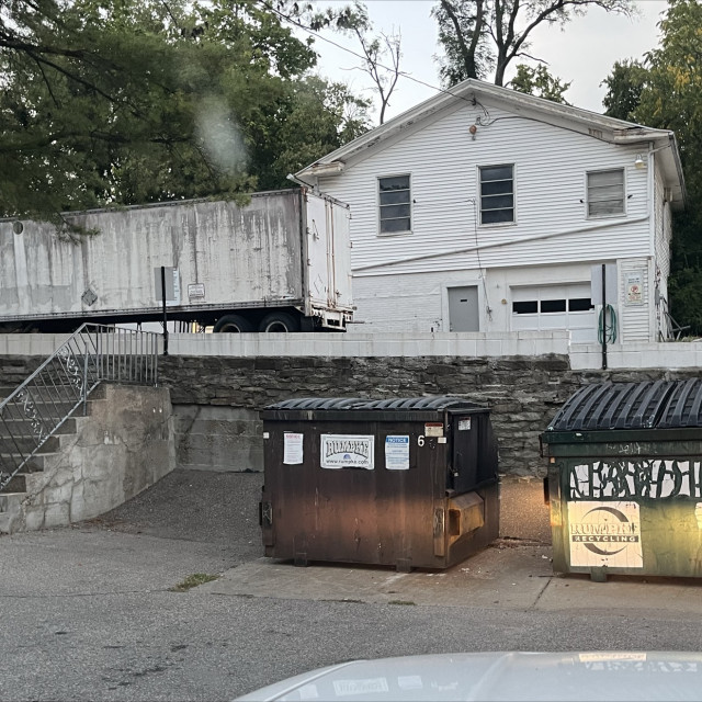Move the dumpster wallride