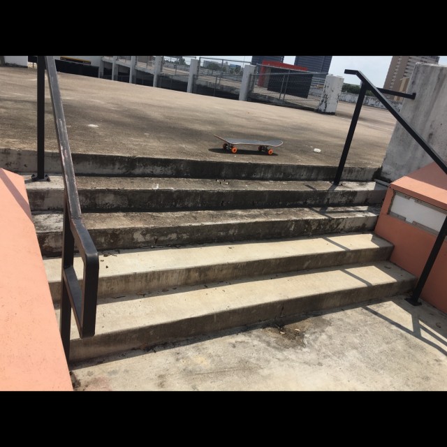 Sharpestown mall stairs w nice rail