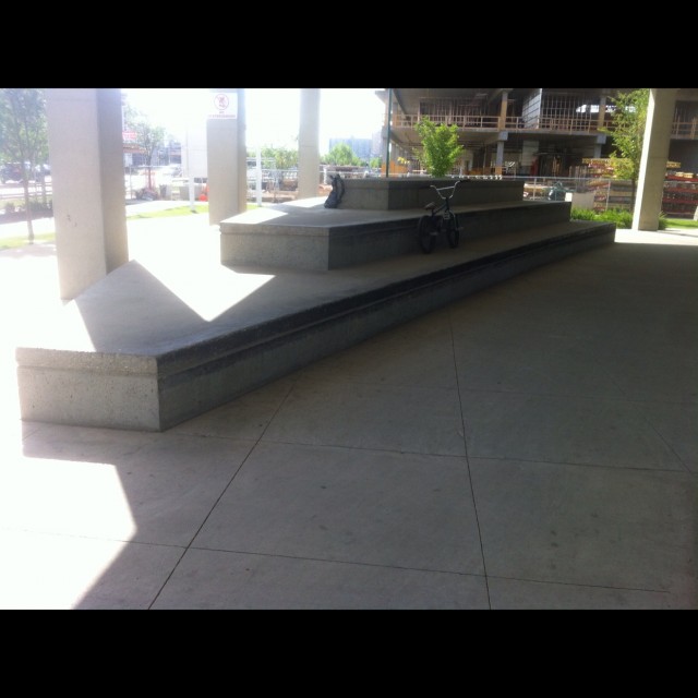 Buttery ledges