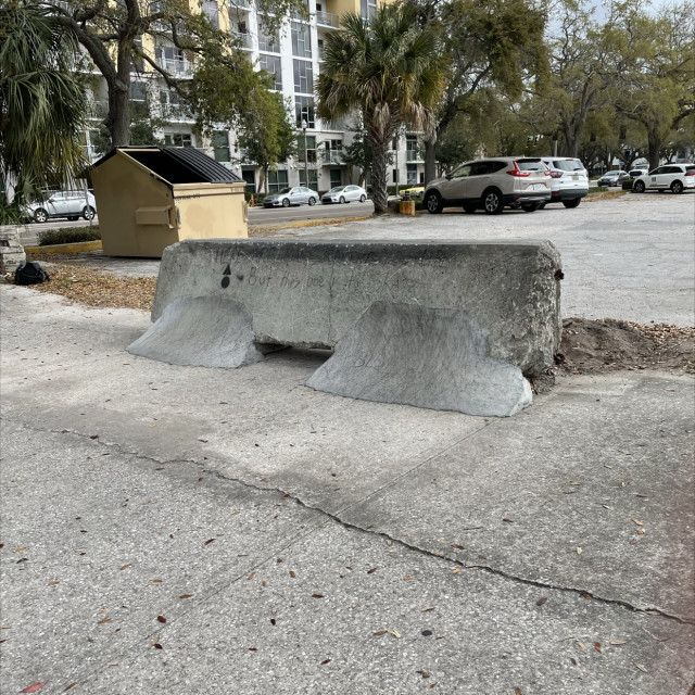 Wall ride 