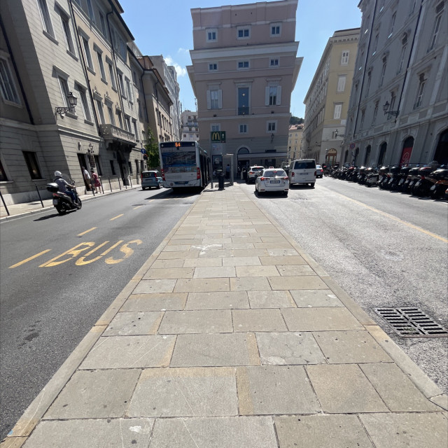 piazza nicolo tommaseo