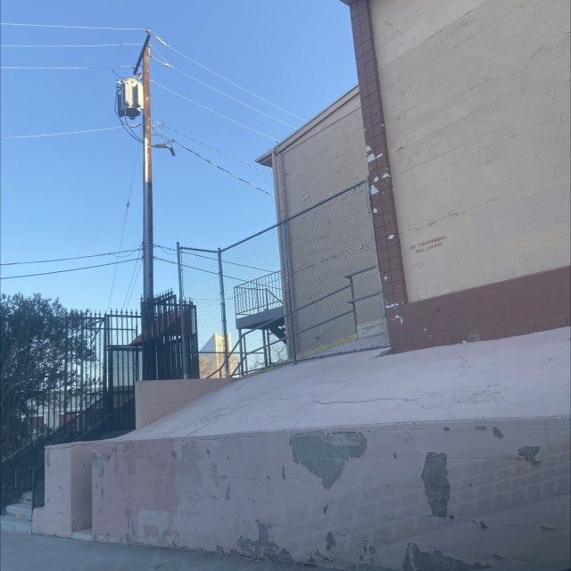 wall bank drop 