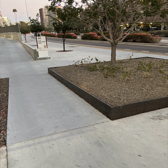 Stadium planter 