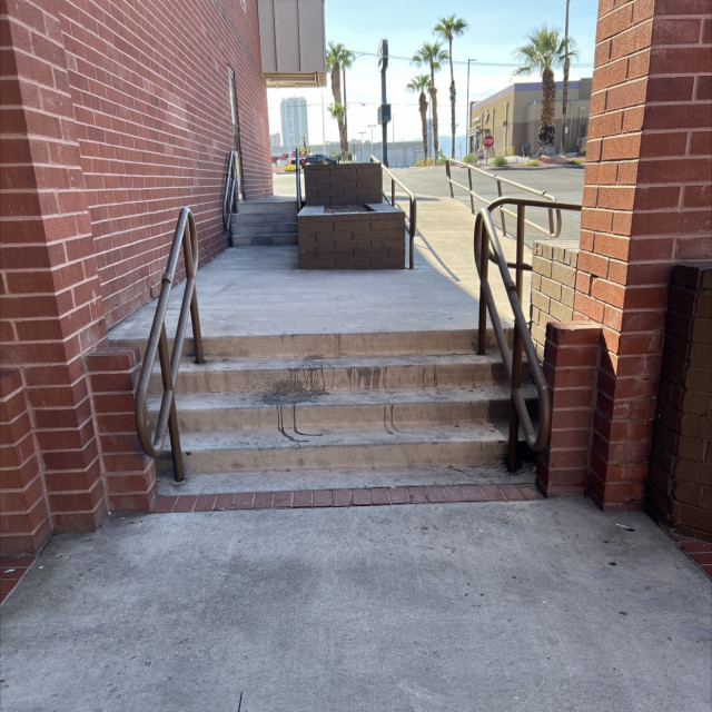 4 stairs and long handrail