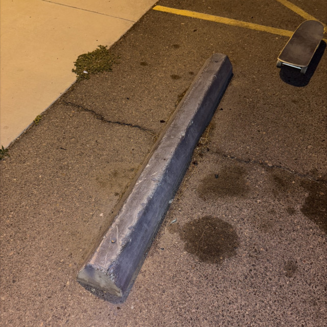 Curb 