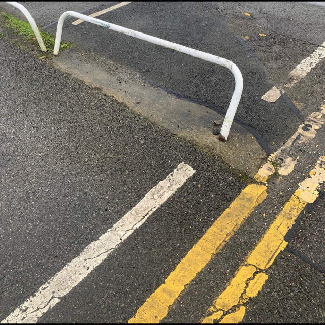Pole jammer/flat rails