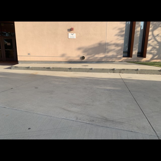 College mini manual pad